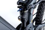 Double suspension du VTT électrique Moma Bikes EMTB-29 Pro